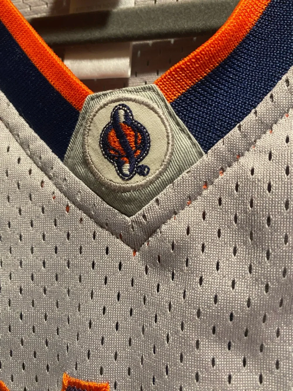 Vintage Nike Syracuse Carmelo Anthony #15 Jersey Youth XL Size 20 Gray NCAA